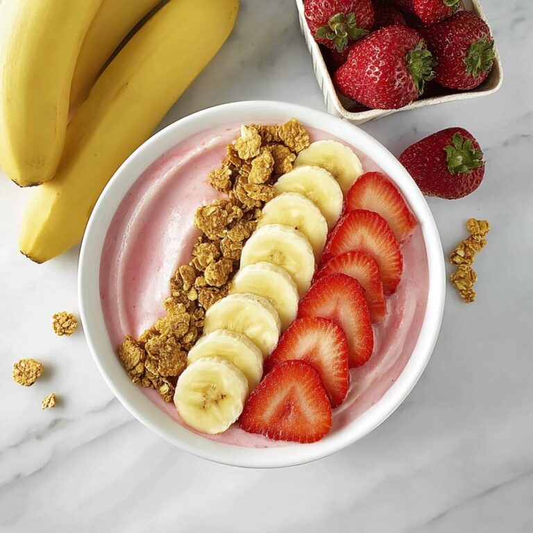 Strawberry Banana Smoothie Bowl Recipe