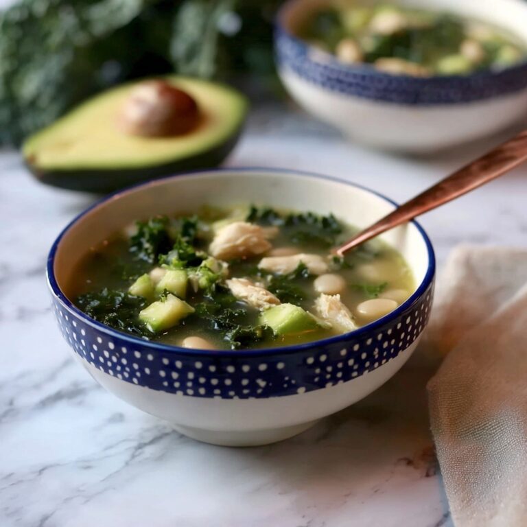 Chicken and Kale White Bean Chili Recipe